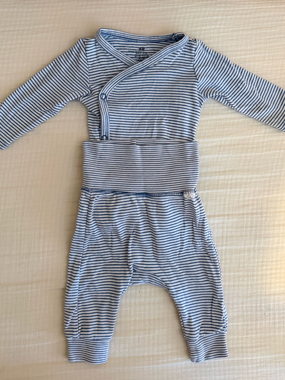 H&M Navy & White Striped Baby Kimono Bodysuit and Pants Set- EUC, Newborn
